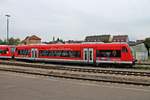 Portrait von 650 203  seehäsle , welcher am Morgen des 12.08.2016 zusammen mit 650 107 abgestellt in Friedrichshafen Stadt standen und auf ihren nächsten Einsatz warteten.