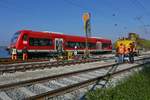 Weichenerneuerung auf dem Bodenseedamm in Lindau (||) - Whrend der Gleisbauarbeiten stand vereinzelten Regionalbahnen ein Gleis zur Bedienung des Lindauer Hauptbahnhofs zur Verfgung.