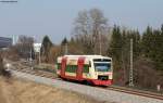 VT 235 der HzL als HzL88082 (Blumberg-Zollhaus-Brunlingen Bahnhof) bei Rottweil 5.3.11