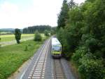 650 737 fährt hier als ag nach Kirchenlaibach, am 04.07.2013, zwischen Martinlamitz und Kirchenlamitz.