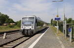 Ein TW der Baureihe 564 , Regiosprinter der MRB auf dem Wege von Döbeln nach Leipzig Hbf. 
Zwischenhalt in Großbothen. 21.05.2023  10:30 Uhr.