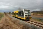 Ein Triebwagen 672 906-5 der Burgenlandbahn am 16.03.2008 bei Laucha an der Unstrut.