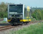 DB Burgenlandbahn 672 918-0  Finnebahn  als RB 25830 von Zeitz nach Nebra bei der Einfahrt in den Bahnhof Laucha (Unstrut); 30.04.2008