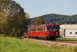 Anllich der Jubilumsveranstaltung  35 Jahre GEG  war am 04.10.2009 eine historische Triebwagengarnitur 798/998 der Passauer Eisenbahnfreunde in Ampflwang zu Gast. Das Foto zeigt den Zug bei der Rckfahrt Richtung Timelkam.