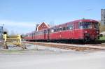 796 802 + 996 309 + 996 299 + 796 690 als Sonderfahrt Dortmund Hbf - Lippstadt - Belecke - Rthen - Belecke - Warstein Brauerei im Bahnhof Rthen, 09.04.2011.