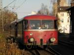 VEB998 mit dem MAN VT25 der Rhein Sieg Eisenbahn mit einem Sonderzug nach Aachen am 10.12.2011 in Beuel