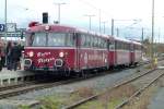 Der Schinenbus der Baureihe 798 ist zur Zeit als  Roter Flitzer  von einem Reiseunternehmen aus Kornwestheim unterwegs und befindet sich sich in einem sehr guten Zustand.