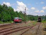 171 056-5 und 972 771-0 war der Zubringerzug vom Bahnhof Schwarzenberg in Bw Schwarzenberg am 05.06.11.