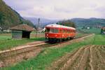 Esslinger VT 102 auf der Harmersbachtalbahn bei der Haltestelle Kirnbach-Grün.