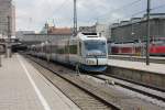 BOB VT110,VT??? und VT109 fhrt am 13.05.2012 aus den Mnchener Hauptbahnhof.