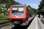 611 035, verstärkt durch 611 002, als IRE Ulm - Basel in Tiengen, 29.7.17.