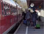 Gutes Wetter in der Fasnachtszeit und närrische Laune sogar beim 611 031 in Radolfzell.