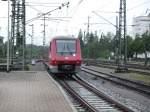 611 028-1 verlsst mit einem weiteren 611er den Bahnhof Singen(Htw) als IRE 3104 Ulm Hbf - Basel Bad Bf.