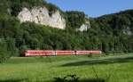 611 014-1 und 003-5 als IRE 3214 (Ulm Hbf-Neustadt(Schwarzw)) bei Fridingen 22.6.12
