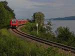 Auf Grund einer baustellenbedingten Streckensperrung zwischen Friedrichshafen und Überlingen fand am 21.06.2015 auf der Bodenseegürtelbahn nur zwischen dem Bahnhof Überlingen Therme und Radolfzell Zugverkehr statt. Zwischen Sipplingen und Ludwigshafen befindet sich 611 506 als RB 69574 von Überlingen Therme kommend auf der Fahrt nach Radolfzell.