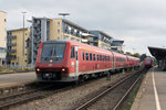 DB: Doppeltraktion der BR 611 bei einem Zwischenhalt in Friedrichshafen Stadt auf der Fahrt  von Ulm nach Basel Badischer Bahnhof am 6.