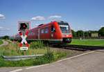 Triebewagengarnitur 612 mit gemischter Farbvariante als RB Tübingen-Rottenburg am 19.08.2017 kurz vor Kilchberg.