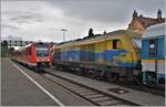 RE3987 mit 612 118 fährt in Lindau ein und Alex RB92043 mit ER20-013 steht zur Abfahrt bereit.