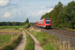 612 485 mit dem RE 3434 von Hof Hbf nach Nürnberg Hbf bei Waldershof, 17.08.2017