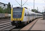 612 505 und 612 037 (Bombardier RegioSwinger) von DB Regio Baden-Württemberg als IRE 3069 von Albbruck erreichen ihren Endbahnhof Singen(Hohentwiel) auf Gleis 5.