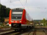 612 594 erreicht am 24. September 2010 als RE nach Lichtenfels den Kronacher Bahnhof auf Gleis 3.