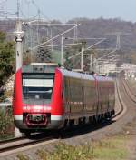 612 982 und 612 984 fahren mit dem RE 3784 nach Nrnberg Hbf durch Zwickau Plbitz. Der hintere Zugteil beendet seine Reise schon in Hof Hbf. 31.10.2013  