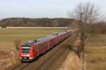 612 073 f und zwei weitere 612 befinden sich am 23.12.2007 südlich von Buchloe mit den in diesem Abschnitt vereinigten RE 32736 und RE 32655 München - Lindau bzw.