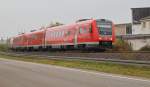 612 583 & ein weiterer 612 als RE, Kempten(Allgäu) Hbf - Ulm Hbf, in Neu-Ulm Finninger Straße.