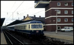 Sonderfahrt eines 614 mit Tanzwagen: 614082 war am 28.9.1997 mit Tanzwagen der Baureihe 624 gekuppelt um 8.50 Uhr auf Gleis 1 in Osnabrück zu sehen.