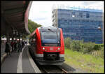 DB 620017 fährt als RB 25 nach Lüdenscheid am 14.5.2021 um 13.39 Uhr in den Bahnhof Gummersbach ein.