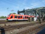 Am 01.08.2015 fuhr 620 014 über die Hohenzollernbrücke in Köln in Richtung Hauptbahnhof.