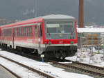 628/928 228 der Kurhessenbahn mit großem Fahrradabteil wartet auf seinen nächsten Einsatz auf einem Abstellgleis in Bad Laasphe an der Oberen Lahntalbahn (23.01.2016) | Heute sind die 628er auf dieser Strecke schon lange verschwunden.