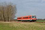 Am vorletzten März-Wochenende 2023 startete auf der Dessau-Wörlitzer Eisenbahn der Fahrbetrieb. Dabei kam 628 225 der CLR zum Einsatz. Am 19.03.23 passiert er auf Höhe Dessau-Mildensee die Felder in Fahrtrichtung Wörlitz.