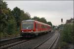 628/928 536 rollt als RE17 (RE 29212)  Sauerland-Express  von Warburg(Westf) komment in Frndenberg ein. (12.09.2008)
