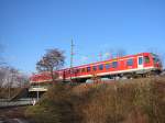 Ein Dieseltriebzug BR 628/928 eilt aus Richtung Rheinland-Pfalz kommend dem Hauptbahnhof Karlsruhe entgegen.
