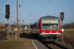 628 bzw. 928 641 war am 08.02.2011 als RB12 von Ribnitz-Damgarten West nach Rostock Hbf unterwegs. Hier bei der Einfahrt in Rvershagen