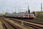 RABe 511 004 steht am 16.04.2011 neben 628 237 in Straubing.