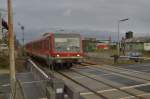 Als RB 92 kommt der 628 305 aus dem Bahnhof Kruft ausgefahren in Richtung Kaisersesch am Dienstag den 1.1.2013