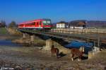 Sdostbayernbahn DB Regio 628 + 928 432 Triebwagen  Stadt Ried im Innkreis  als RB 27312 Passau - Mhldorf, Rottalbahn KBS 946 Passau - Mhldorf, fotografiert auf der Brcke ber den Eschbach bei der