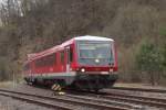 628 904 hat als Regionalbahn Trkismhle - Mainz gerade den Jhrodter Tunnel verlassen und wird nach 200 Metern im Bahnhof Heimbach/Nahe halten.