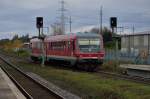 928 497 eingerahmt in Holzheim auf seinem Weg nach Neuss Hbf als RB 38. 10.11.2013