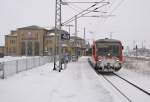 628 690 verlässt am 10.03.2013 als RE nach Szczecin Glowny den Bahnhof von Pasewalk.