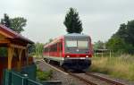 Von Bad Harzburg kommend durchfährt 628 617 am 26.07.14 Vienenburg in Richtung Braunschweig.