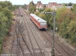  Nachschuss  auf 628 224, der am 20.8.14 in den Bahnhof Blaufelden rollte. Im Vordergrund das Ausfahrsignal der Gegenrichtung für Gleis 1.