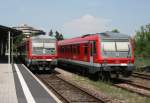 628 410 als RB 33971 (Monsheim–Grünstadt) und der abgestellte 628 450 am 20.05.2012 in Grünstadt
