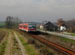 Der 628 570 als RB nach Mühldorf am 13.11.2015 unterwegs bei Engertsham.
