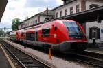 Hier die 641 014 mit RB auf die Hochrheinstrecke beim einfahrt von Bhf Waldshut (Baden) am 26. 07 2010.