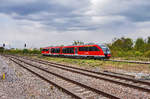 642 019-3 wird am Gleis 5 in Landau (Pfalz) Hbf bereitgestellt.
Die Garnitur fuhr anschließend als RB 12362 nach Pirmasens Hbf.
Aufgenommen am 19.4.2017.