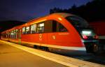 Der Desiro 642 696-8 (Erzgebirgsbahn) wartet am Abend des 22.09.09 in Annaberg Buchholz Sd.