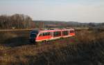 In der Einsamkeit von Halle-Trotha am 15.03.05 bahnt sich 642-692-9 seinen Weg als RB36676 nach Halberstadt.
